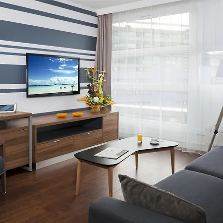 Citadines Centre 3* ליל