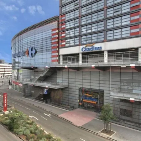 Aparthotel Citadines Centre 3*