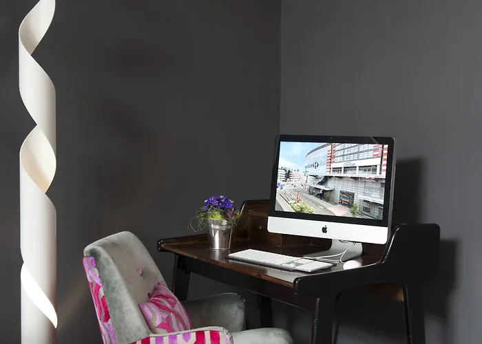 Citadines Centre 3* ליל